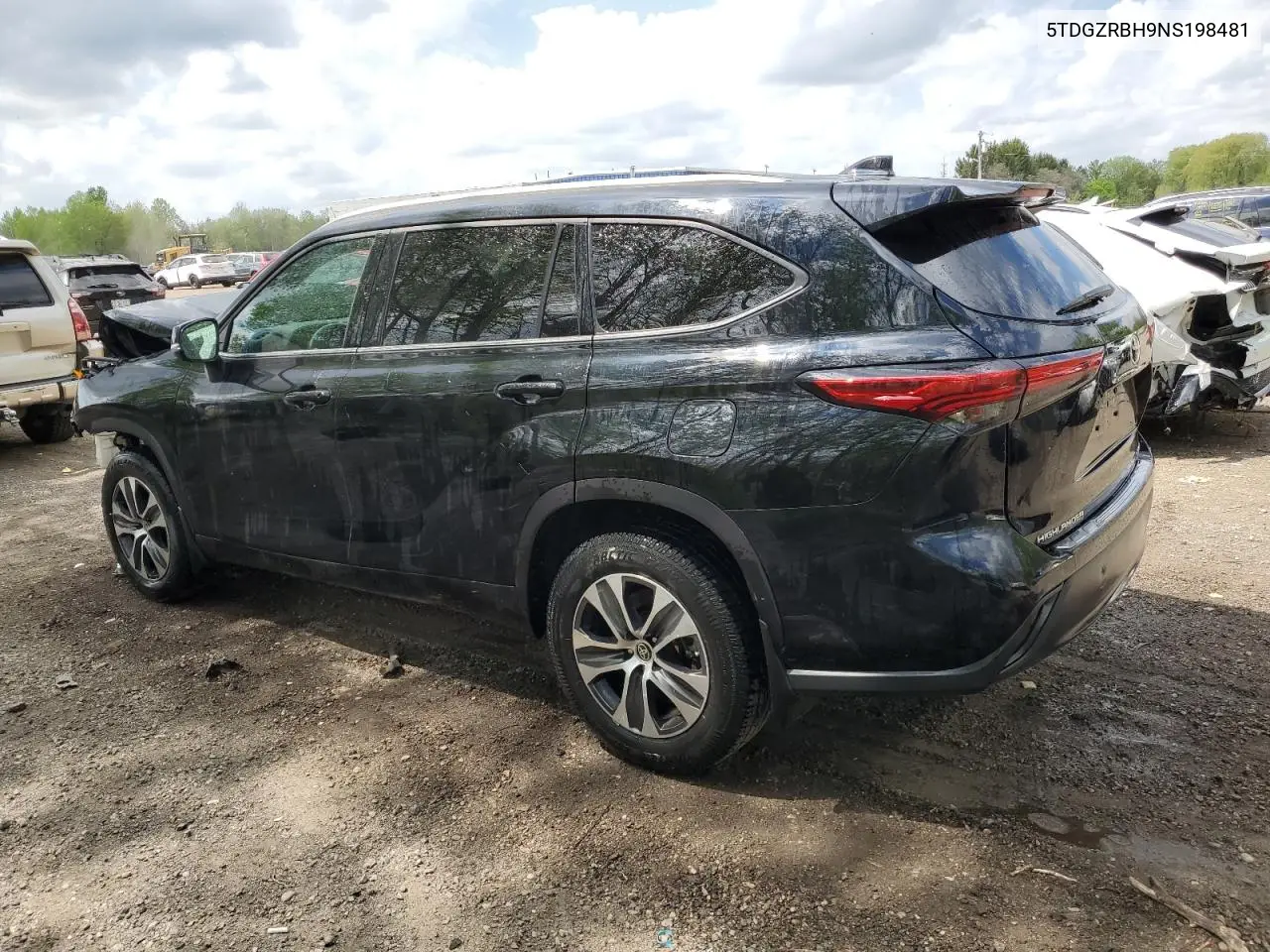2022 Toyota Highlander Xle VIN: 5TDGZRBH9NS198481 Lot: 55967505