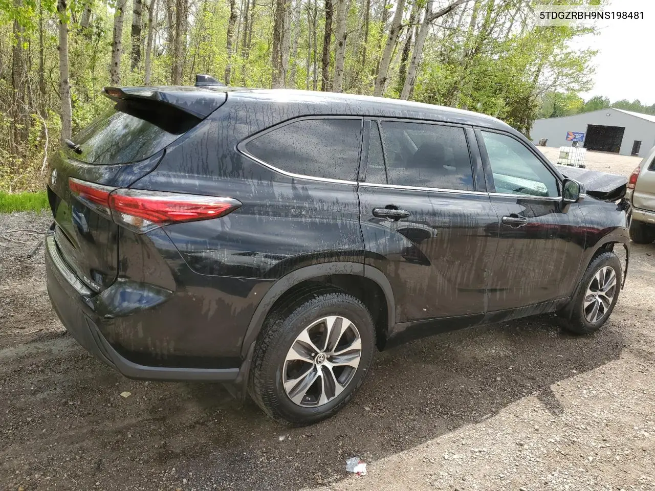 2022 Toyota Highlander Xle VIN: 5TDGZRBH9NS198481 Lot: 55967505