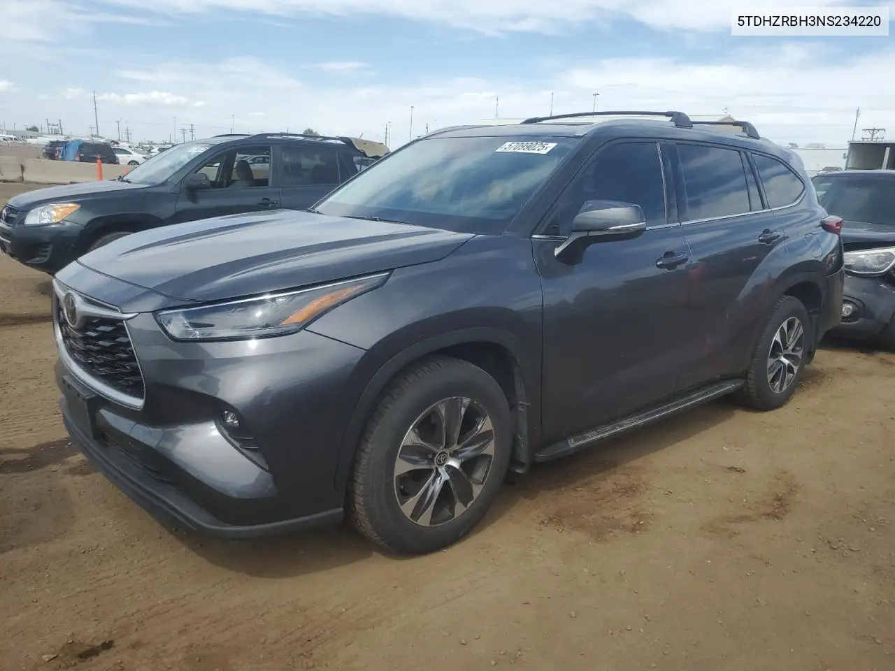 2022 Toyota Highlander Xle VIN: 5TDHZRBH3NS234220 Lot: 57099025