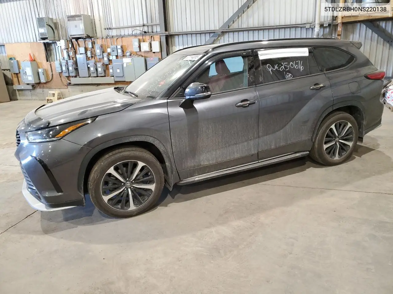 2022 Toyota Highlander Xse VIN: 5TDLZRBH0NS220138 Lot: 57114055