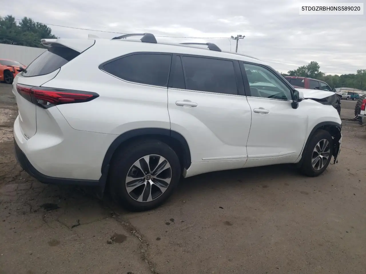 2022 Toyota Highlander Xle VIN: 5TDGZRBH0NS589020 Lot: 62696015