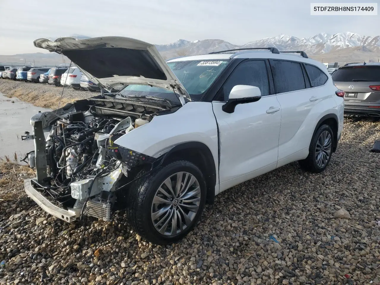 2022 Toyota Highlander Platinum VIN: 5TDFZRBH8NS174409 Lot: 83813594