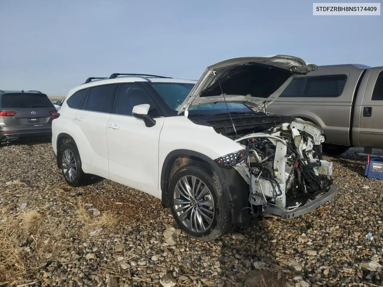 2022 Toyota Highlander Platinum VIN: 5TDFZRBH8NS174409 Lot: 83813594