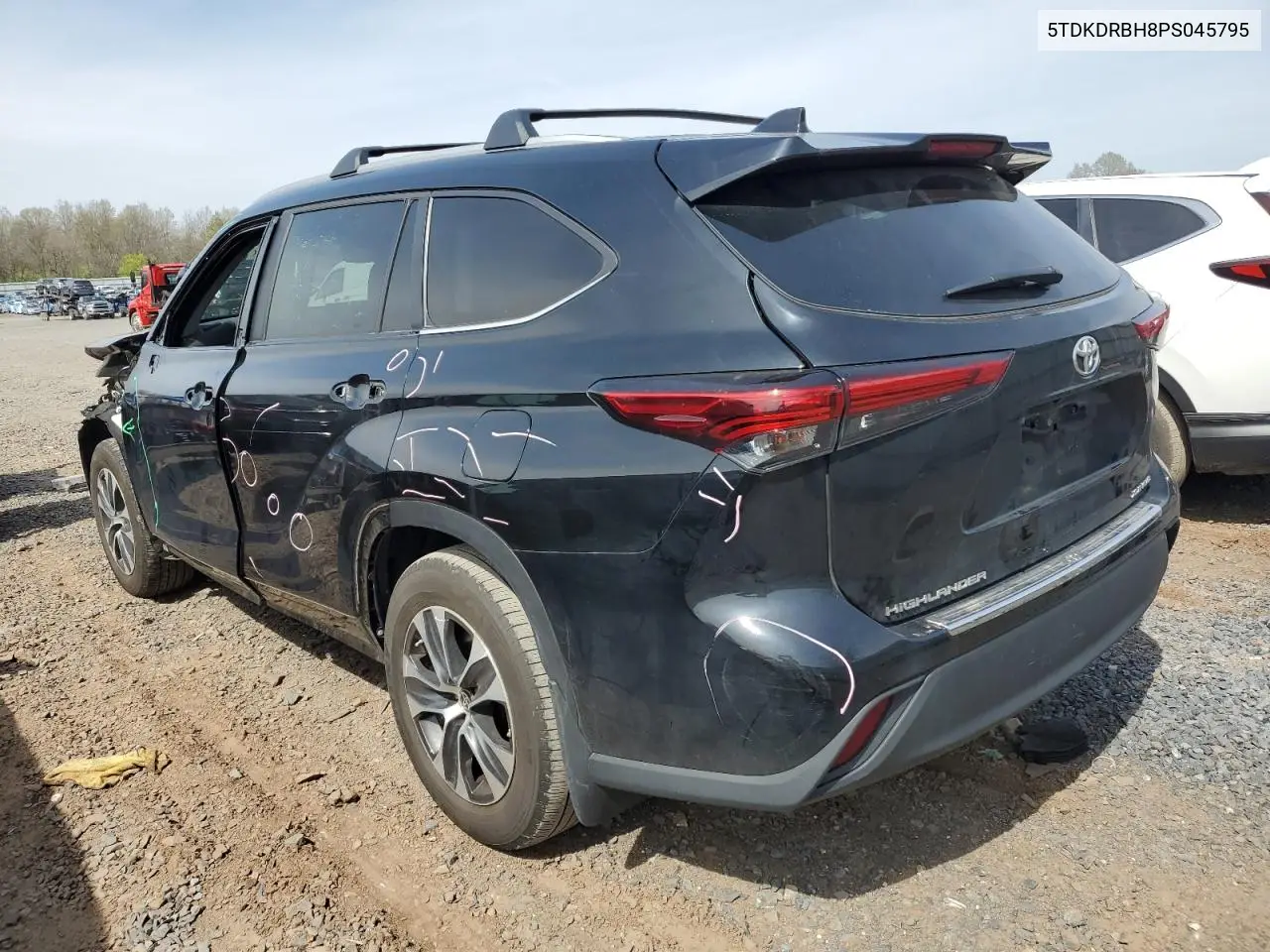 2023 Toyota Highlander L VIN: 5TDKDRBH8PS045795 Lot: 52554415