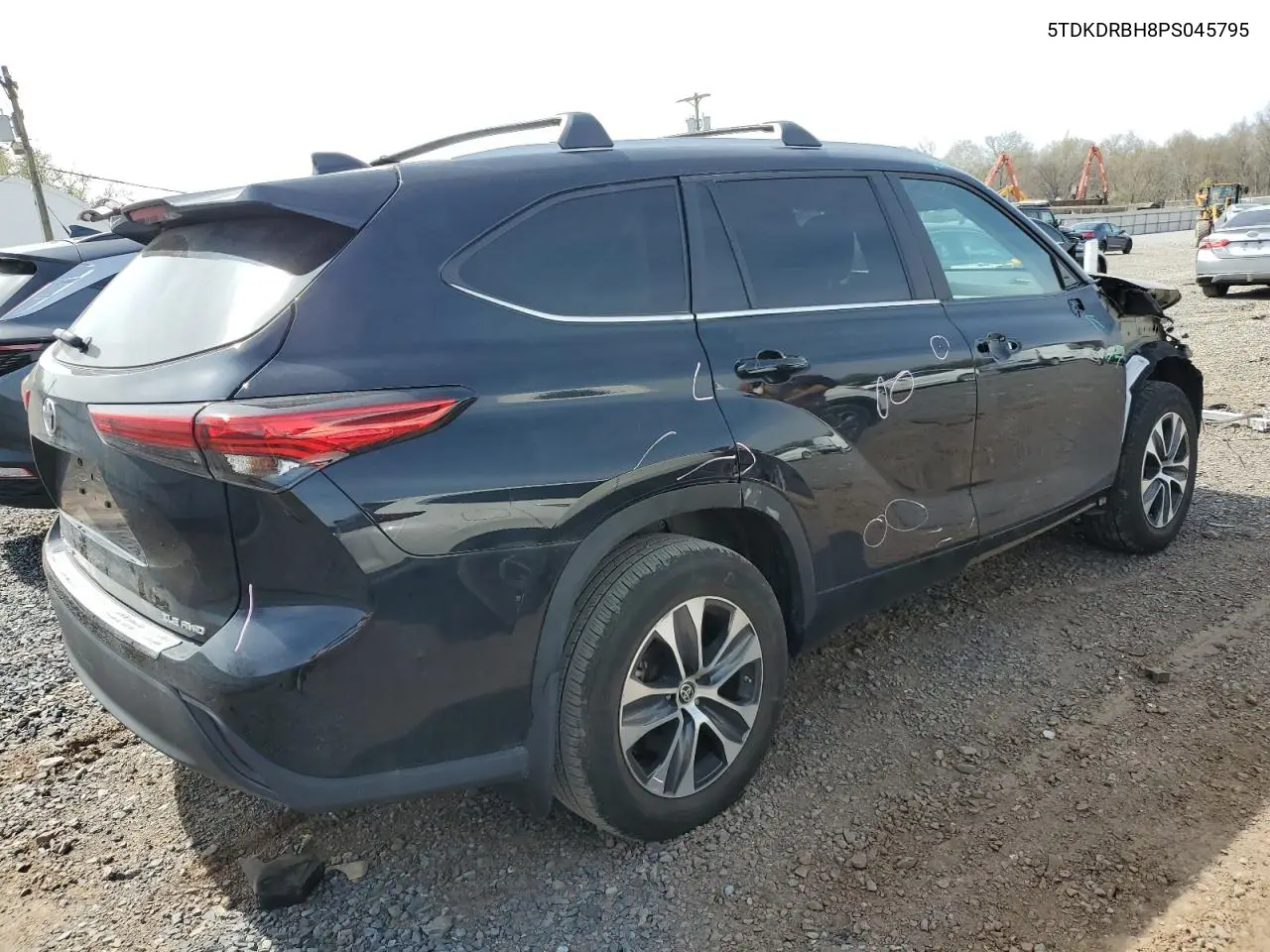 2023 Toyota Highlander L VIN: 5TDKDRBH8PS045795 Lot: 52554415