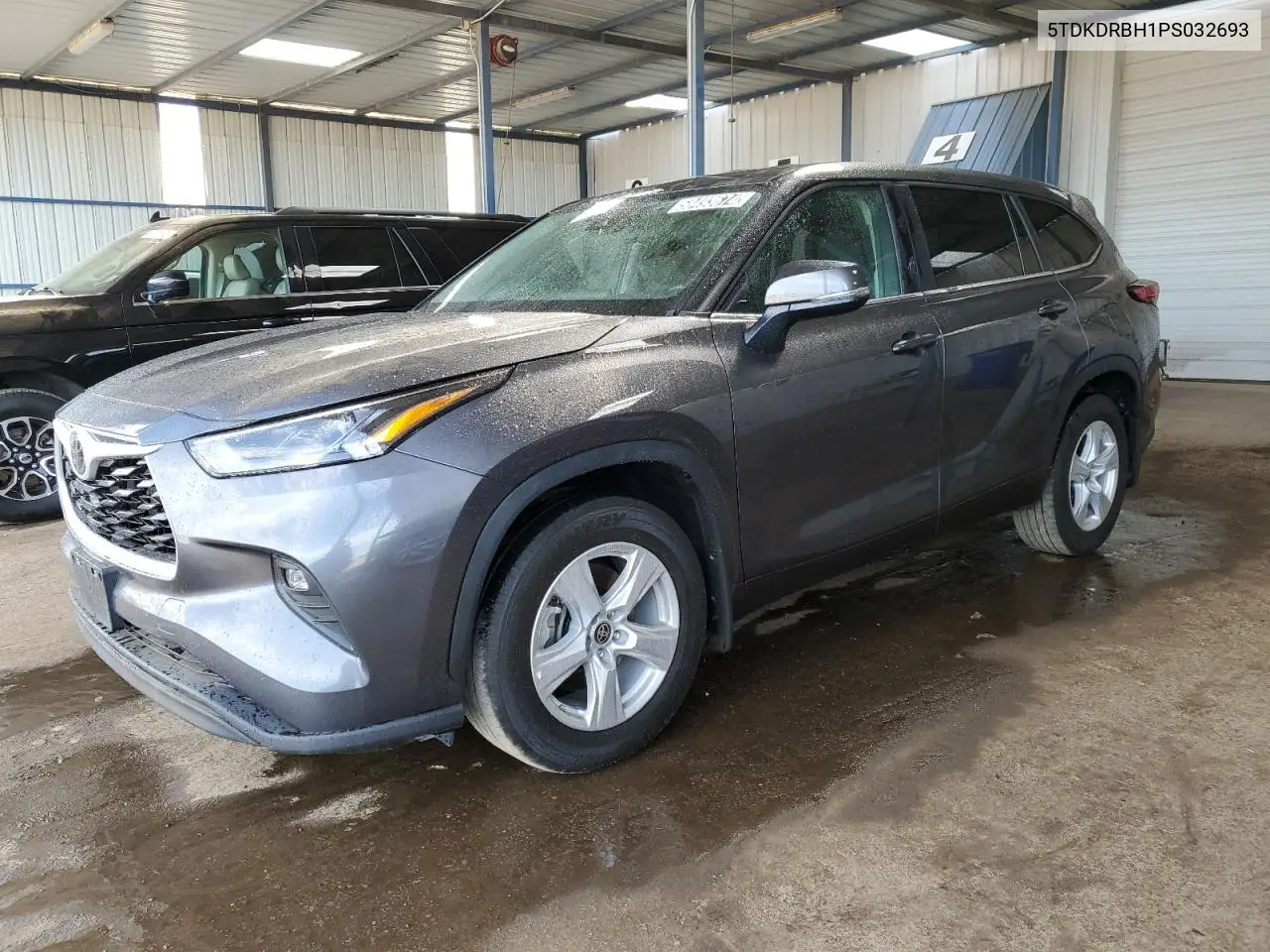 2023 Toyota Highlander L VIN: 5TDKDRBH1PS032693 Lot: 58493674