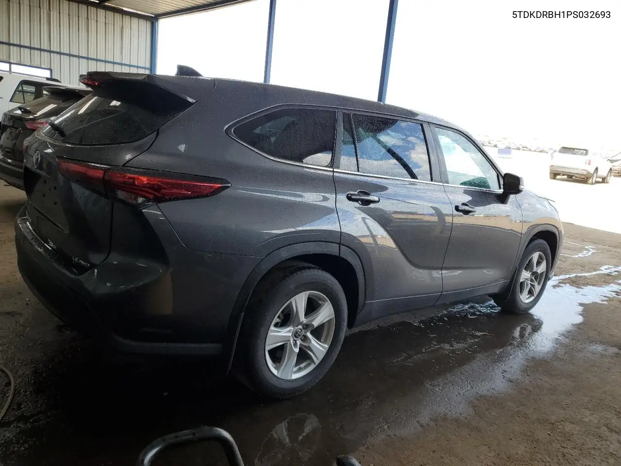 2023 Toyota Highlander L VIN: 5TDKDRBH1PS032693 Lot: 58493674