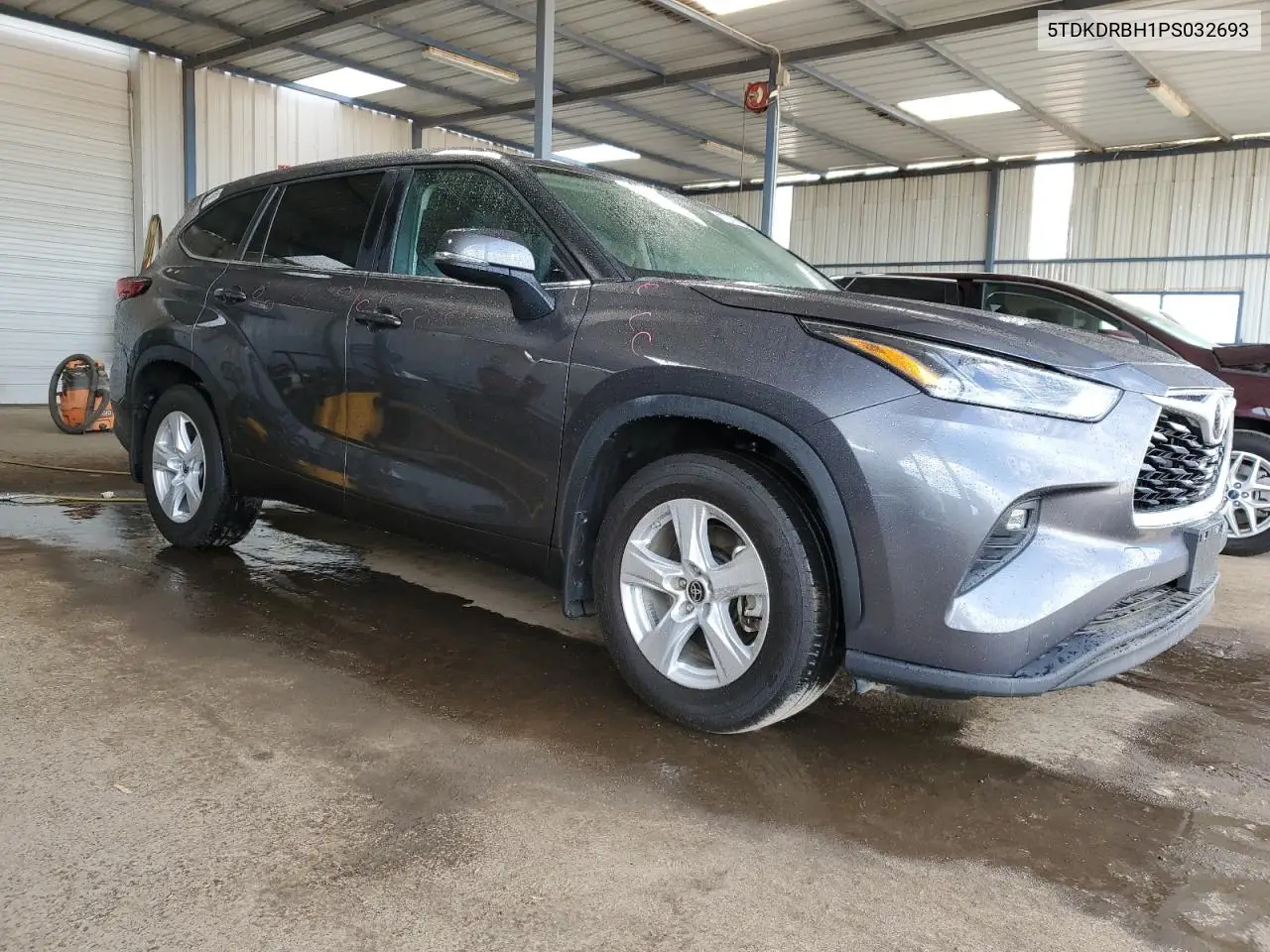 2023 Toyota Highlander L VIN: 5TDKDRBH1PS032693 Lot: 58493674