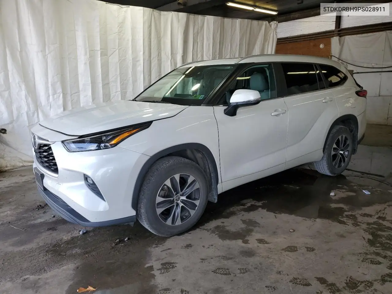 2023 Toyota Highlander L VIN: 5TDKDRBH9PS028911 Lot: 62825255