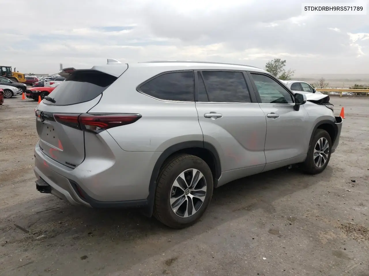 2024 Toyota Highlander Le VIN: 5TDKDRBH9RS571789 Lot: 61869535