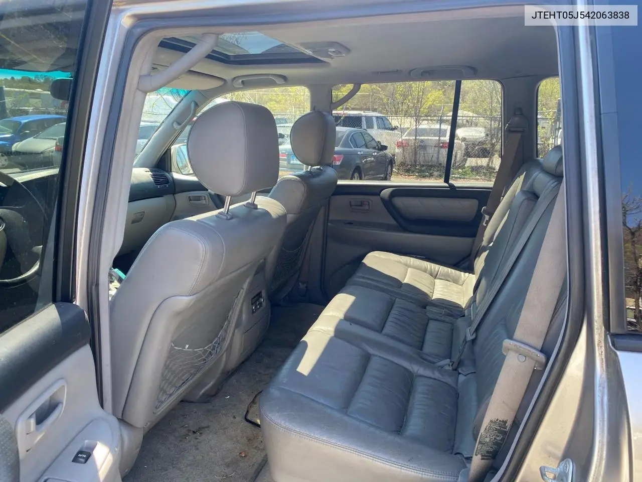 2004 Toyota Land Cruiser VIN: JTEHT05J542063838 Lot: 55477635