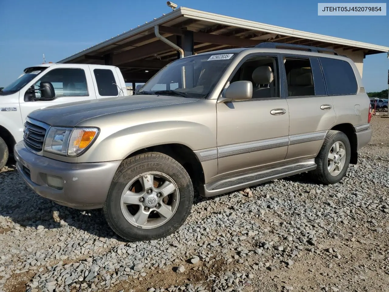 2005 Toyota Land Cruiser VIN: JTEHT05J452079854 Lot: 52902835