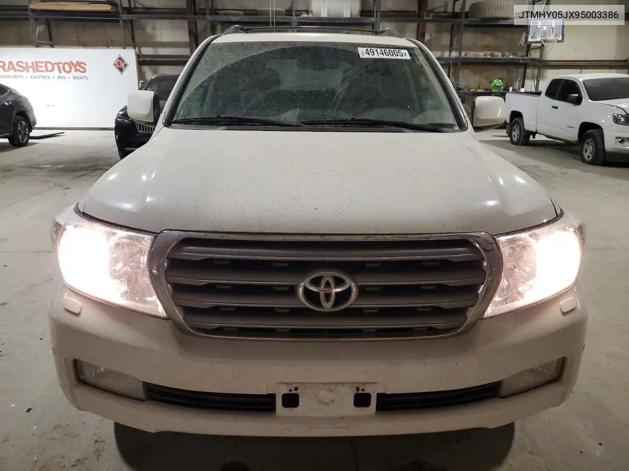 2009 Toyota Land Cruiser VIN: JTMHY05JX95003386 Lot: 49146005