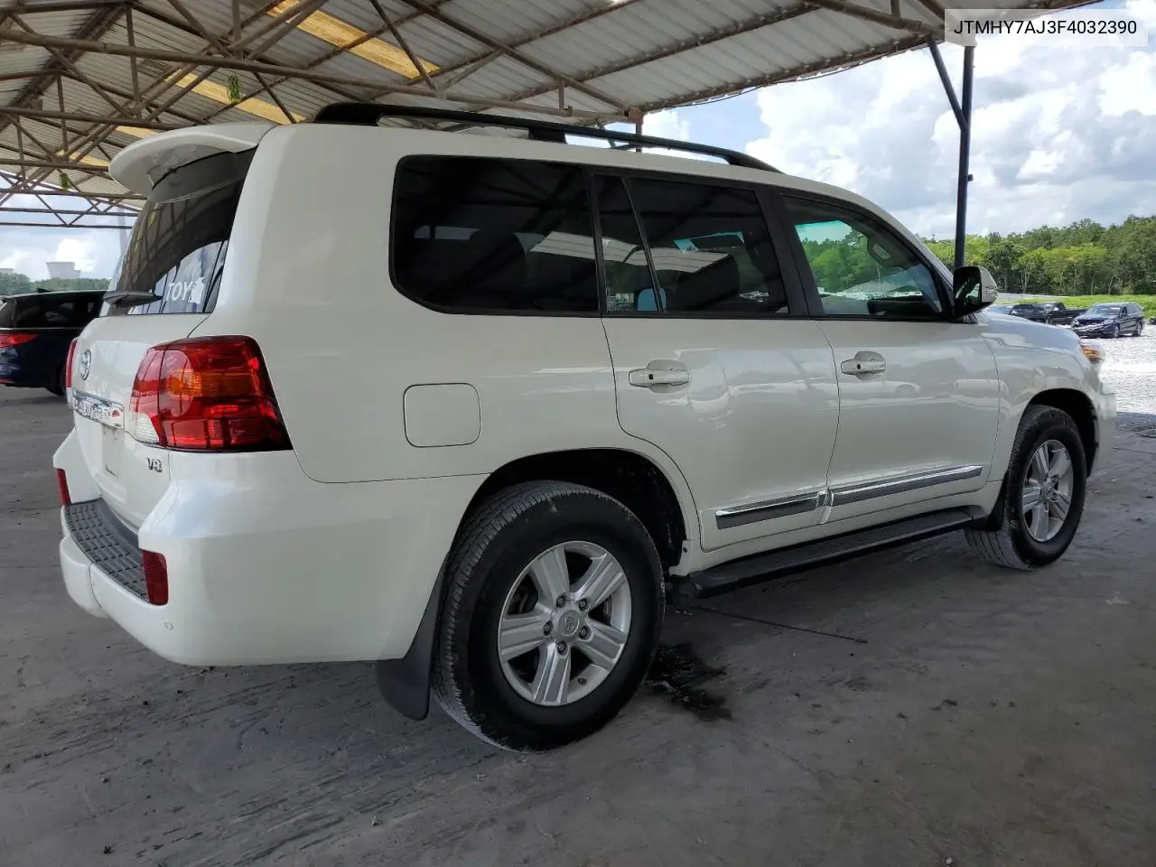 2015 Toyota Land Cruiser VIN: JTMHY7AJ3F4032390 Lot: 62382955