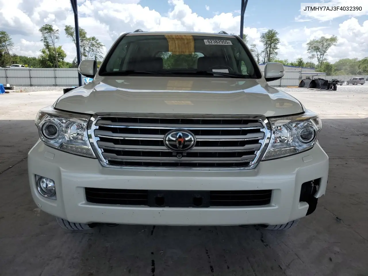 2015 Toyota Land Cruiser VIN: JTMHY7AJ3F4032390 Lot: 62382955