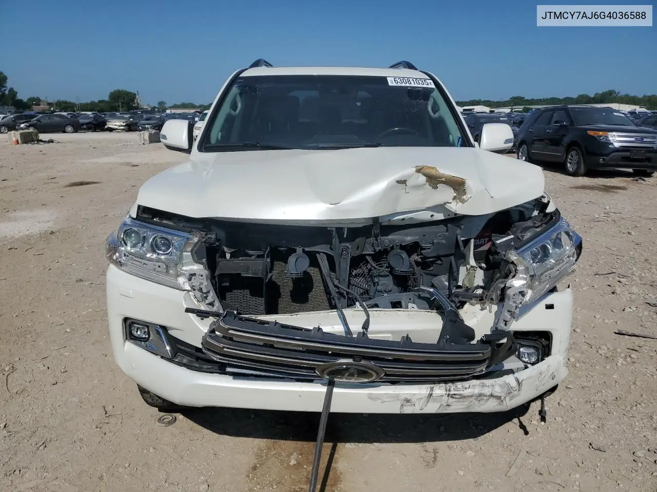 2016 Toyota Land Cruiser VIN: JTMCY7AJ6G4036588 Lot: 63081035