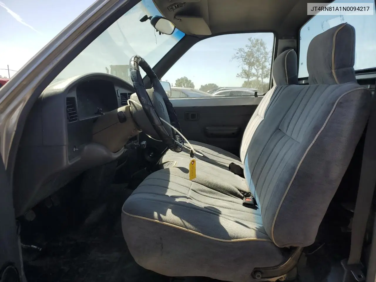 1992 Toyota Pickup 1/2 Ton Short Wheelbase VIN: JT4RN81A1N0094217 Lot: 56062545