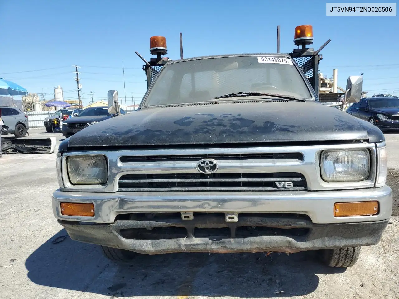 1992 Toyota Pickup Cab Chassis Super Long Wheelbase VIN: JT5VN94T2N0026506 Lot: 63143075