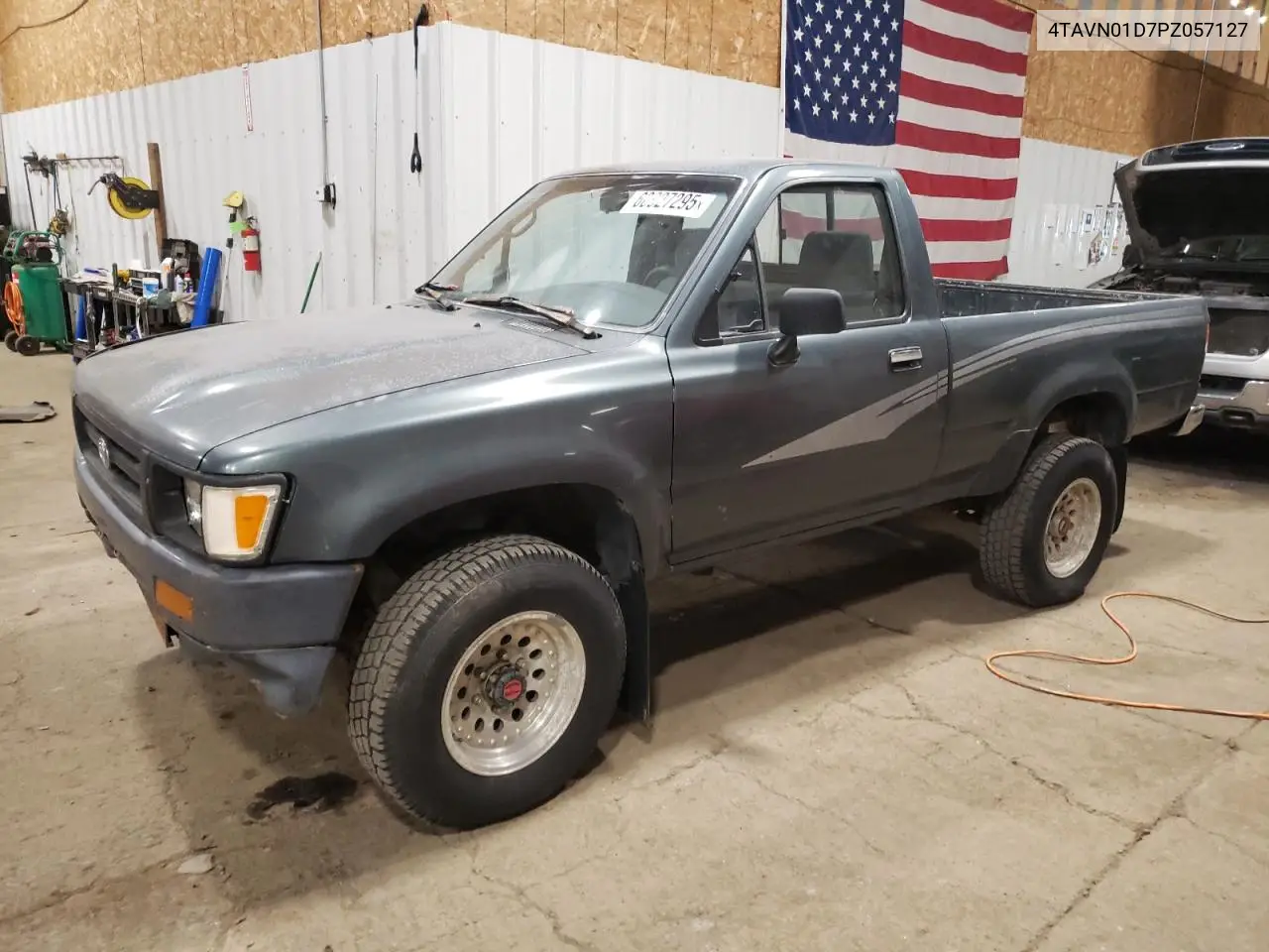 1993 Toyota Pickup 1/2 Ton Short Wheelbase Dx VIN: 4TAVN01D7PZ057127 Lot: 60927295