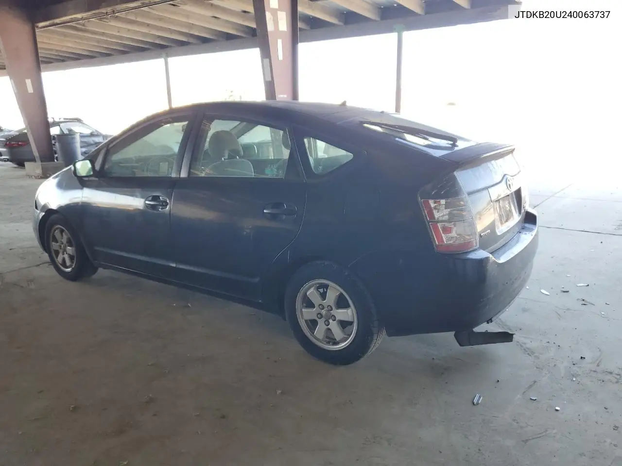 2004 Toyota Prius VIN: JTDKB20U240063737 Lot: 63045015