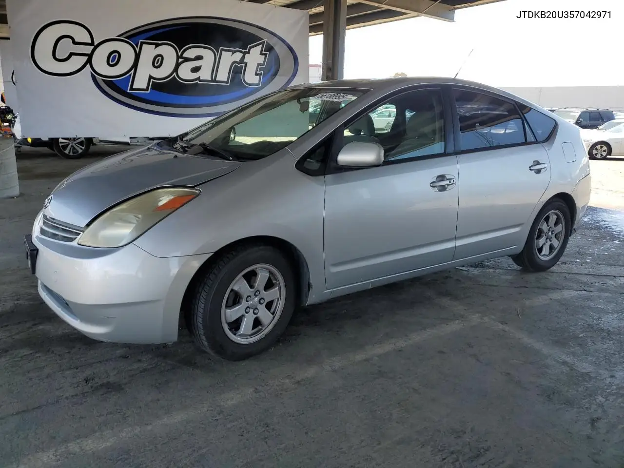 2005 Toyota Prius VIN: JTDKB20U357042971 Lot: 56188995