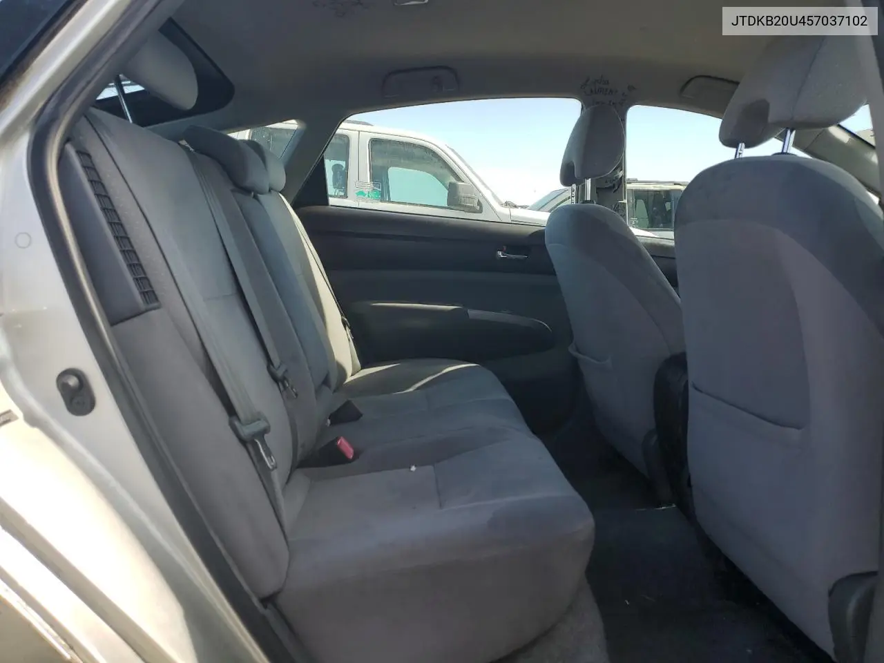 2005 Toyota Prius VIN: JTDKB20U457037102 Lot: 56501915