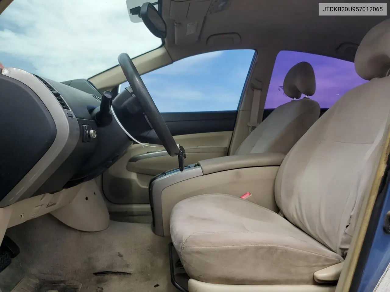 2005 Toyota Prius VIN: JTDKB20U957012065 Lot: 56625985