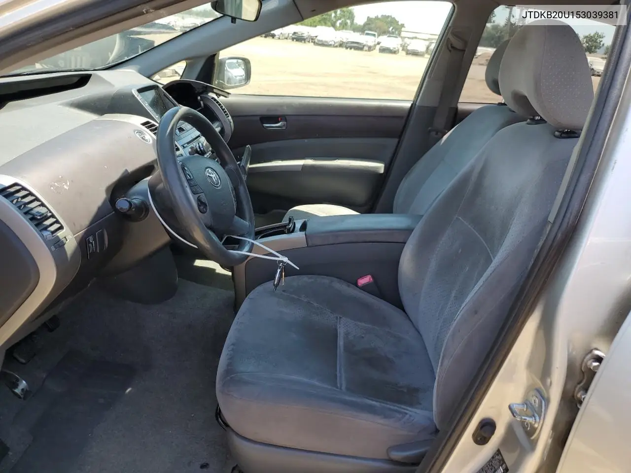 2005 Toyota Prius VIN: JTDKB20U153039381 Lot: 62757175