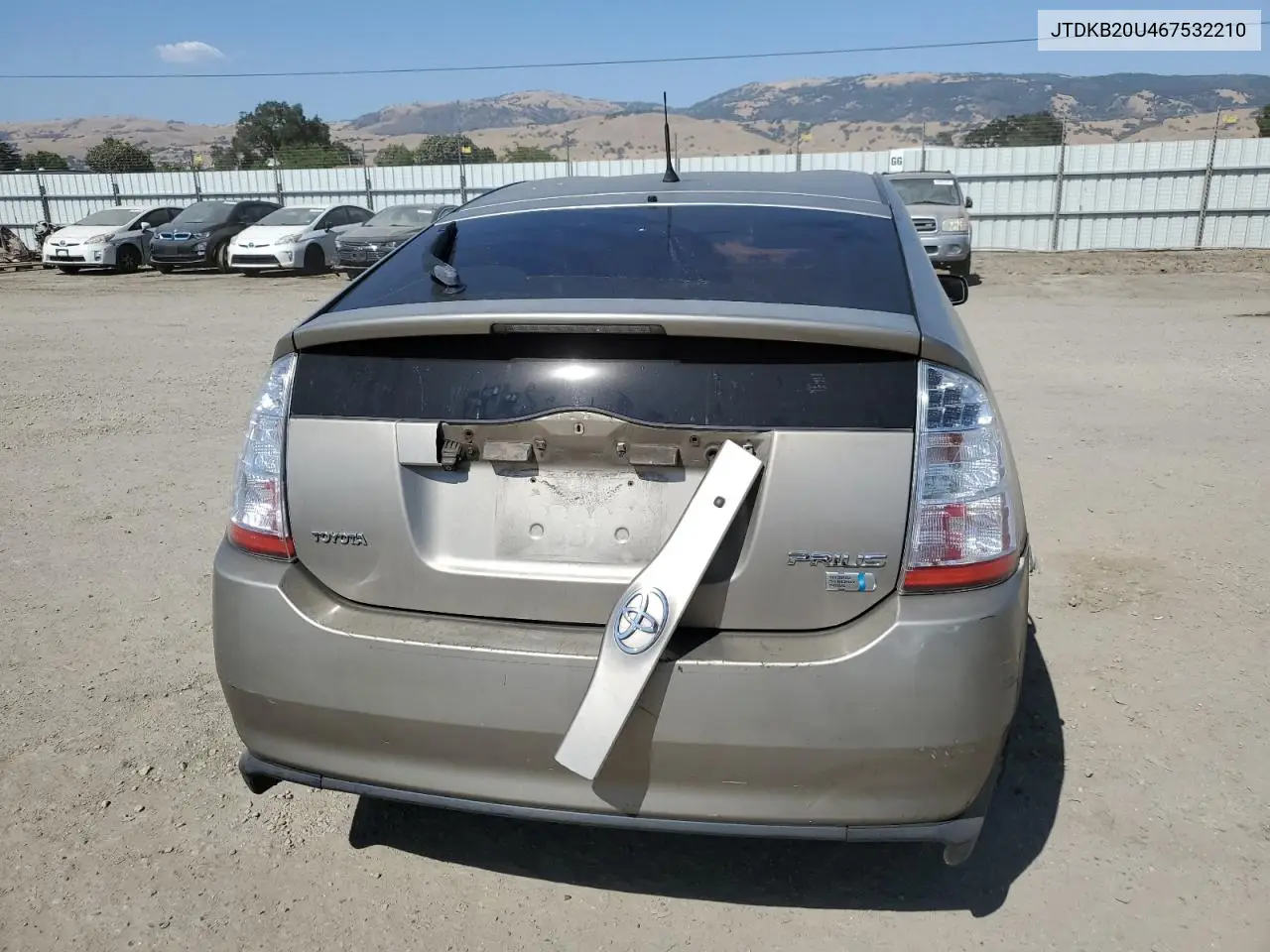 2006 Toyota Prius VIN: JTDKB20U467532210 Lot: 63250585