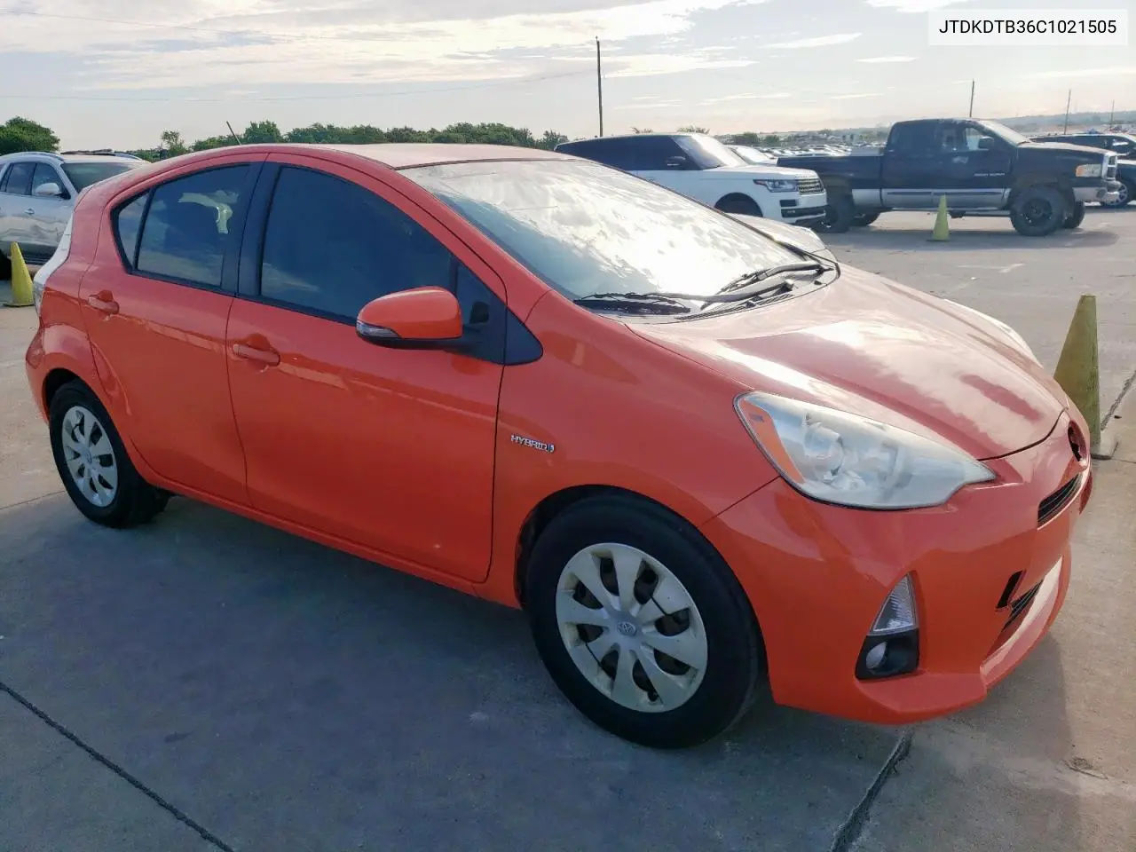 2012 Toyota Prius C VIN: JTDKDTB36C1021505 Lot: 62361605