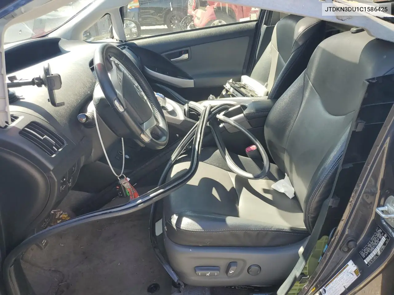 2012 Toyota Prius VIN: JTDKN3DU1C1586425 Lot: 63227575