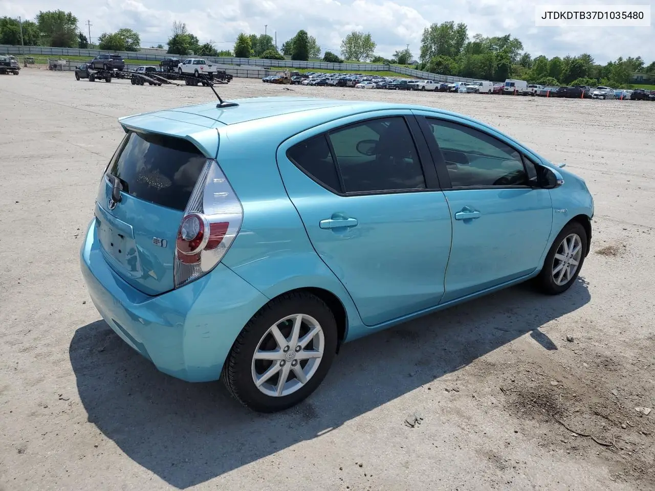 2013 Toyota Prius C VIN: JTDKDTB37D1035480 Lot: 56851125