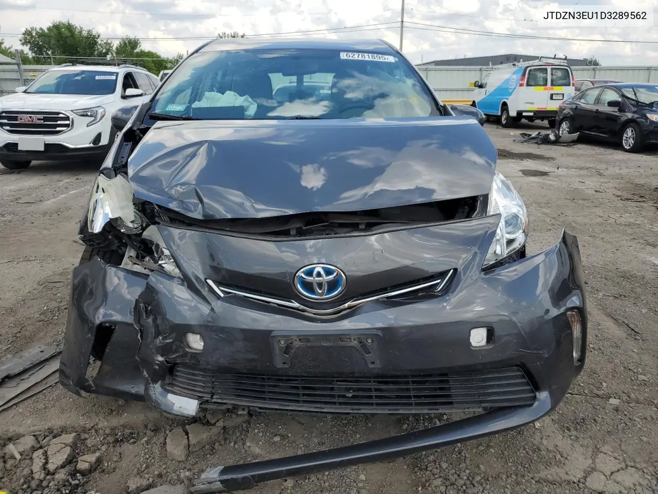 2013 Toyota Prius V VIN: JTDZN3EU1D3289562 Lot: 62781895