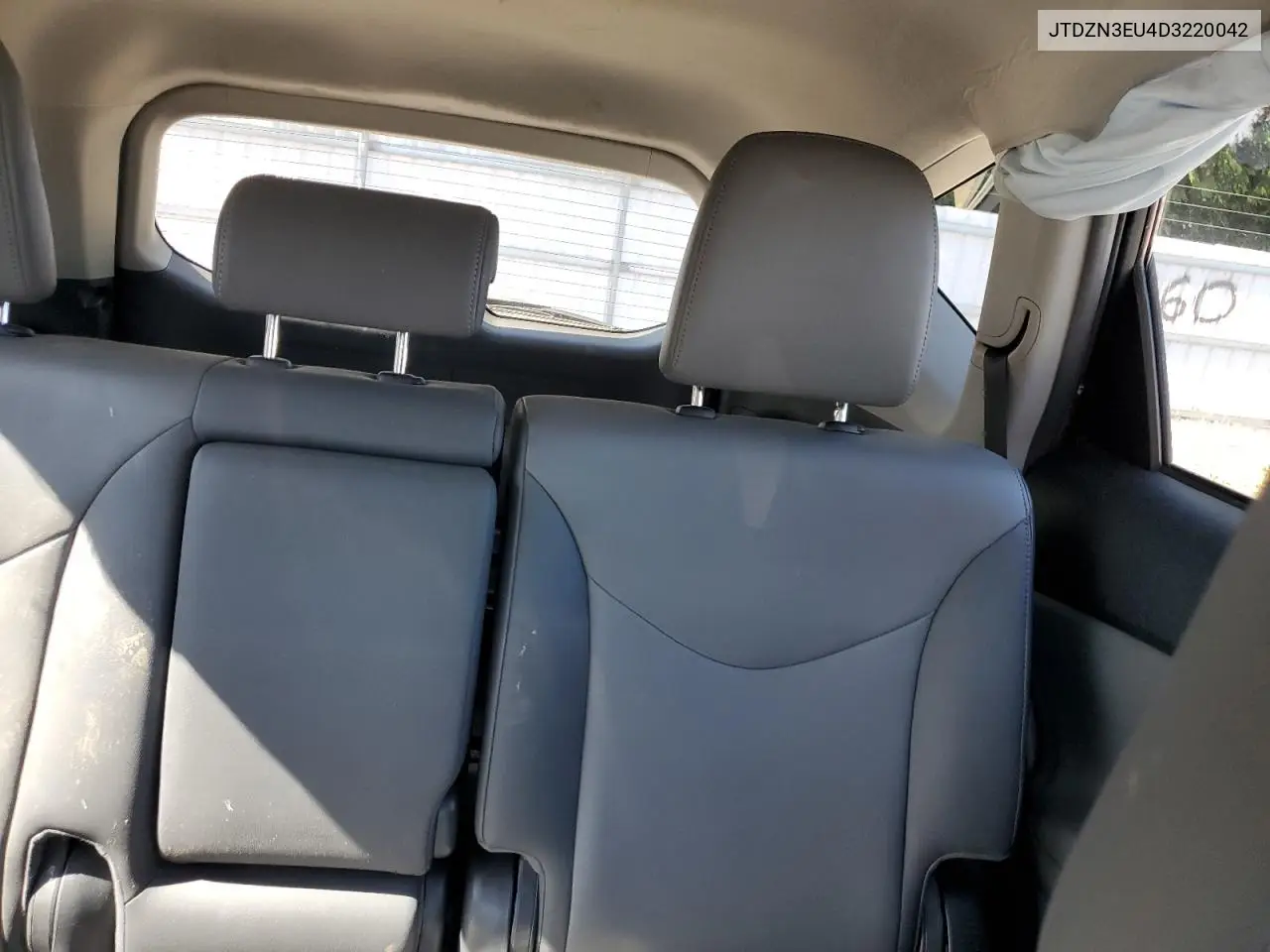 2013 Toyota Prius V VIN: JTDZN3EU4D3220042 Lot: 62847265