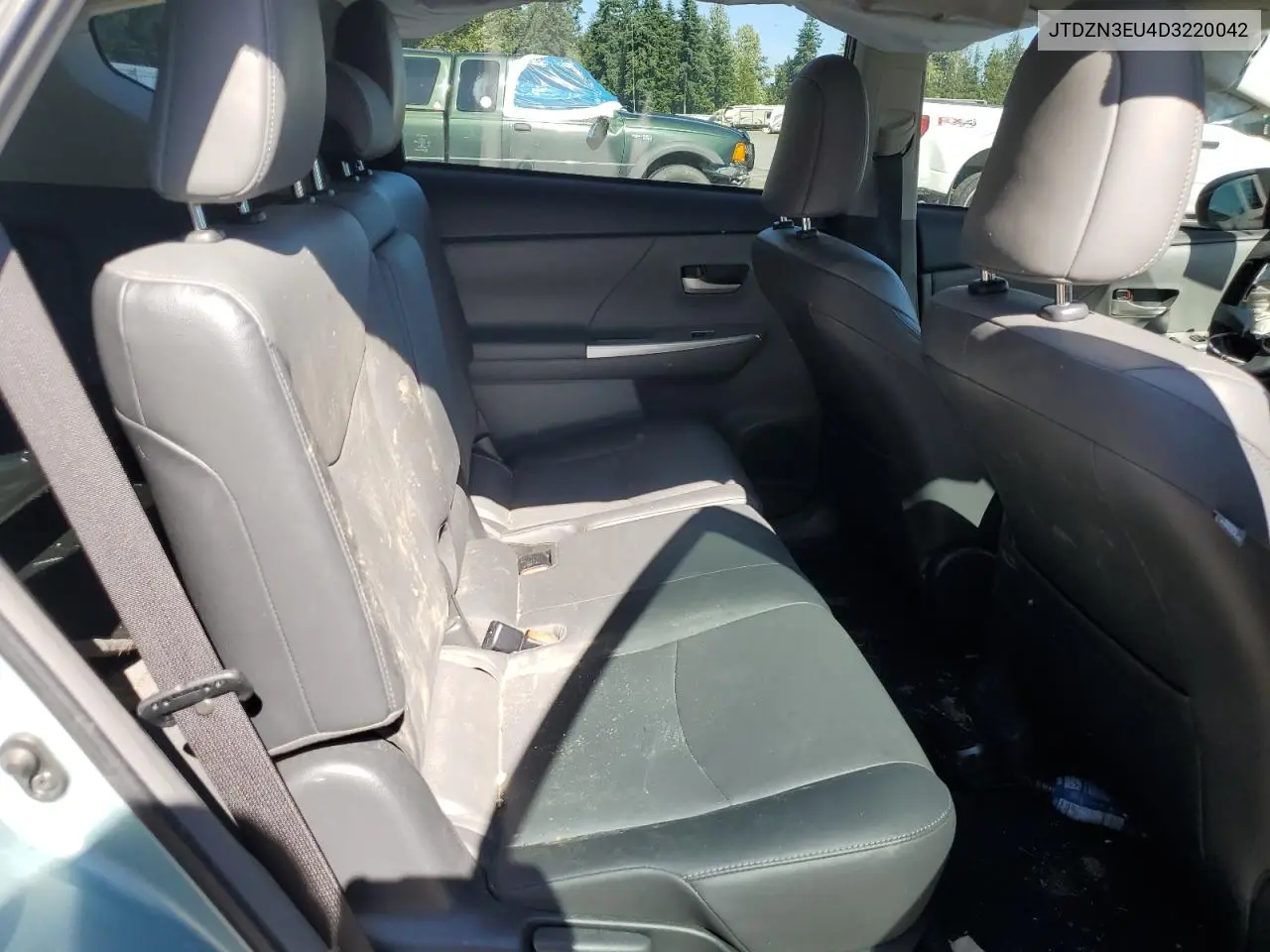 2013 Toyota Prius V VIN: JTDZN3EU4D3220042 Lot: 62847265