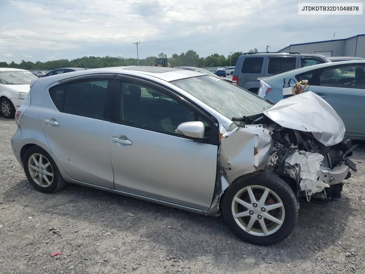 2013 Toyota Prius C VIN: JTDKDTB32D1048878 Lot: 63232635