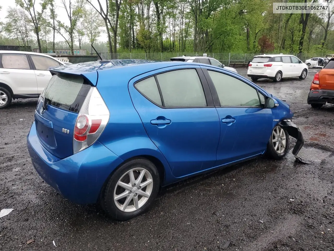 2014 Toyota Prius C VIN: JTDKDTB30E1062747 Lot: 56108815