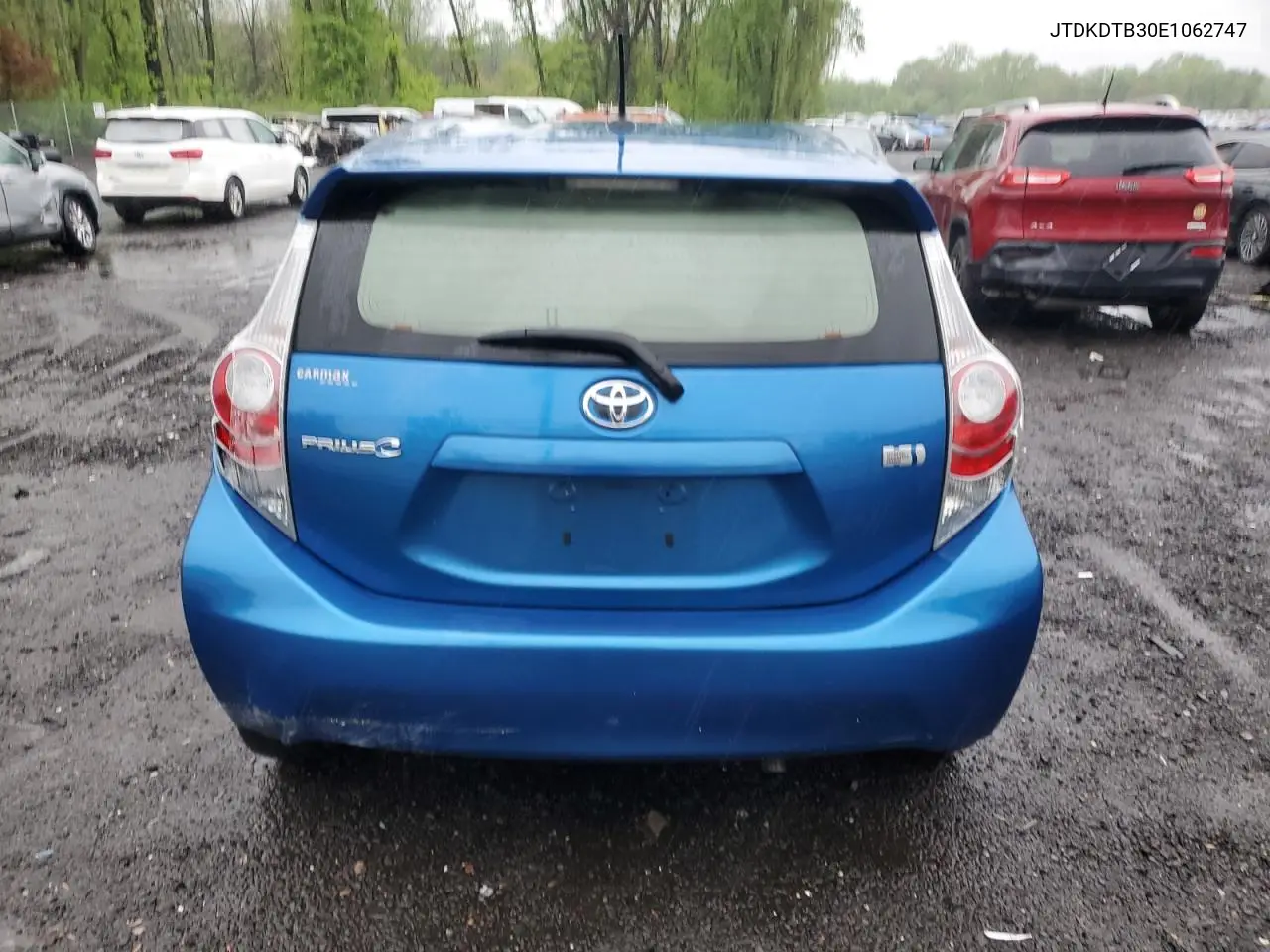2014 Toyota Prius C VIN: JTDKDTB30E1062747 Lot: 56108815