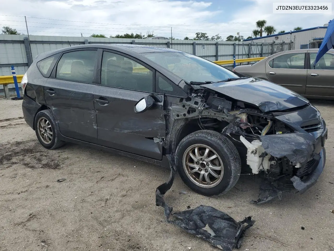 2014 Toyota Prius V VIN: JTDZN3EU7E3323456 Lot: 62731565