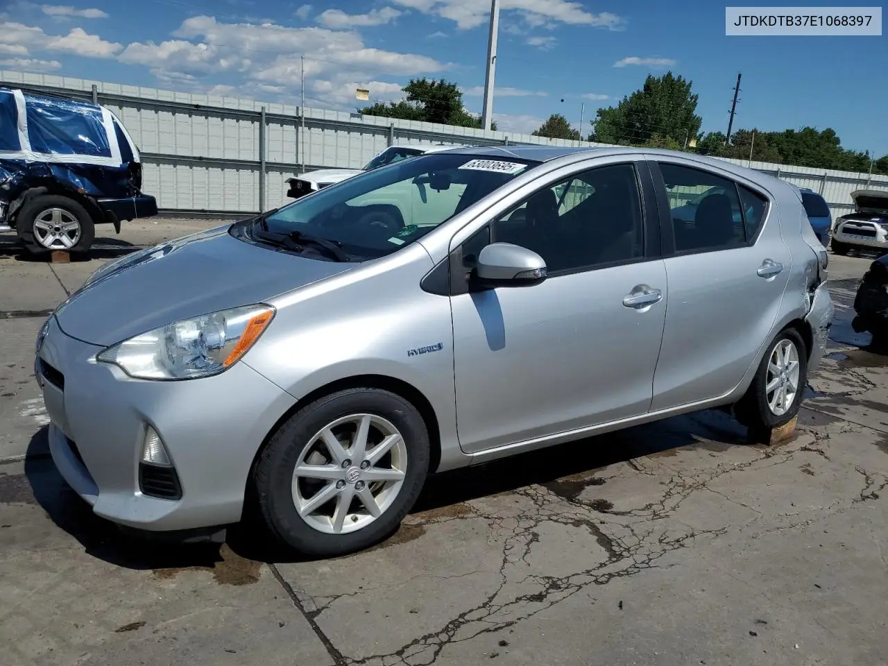 2014 Toyota Prius C VIN: JTDKDTB37E1068397 Lot: 63003695