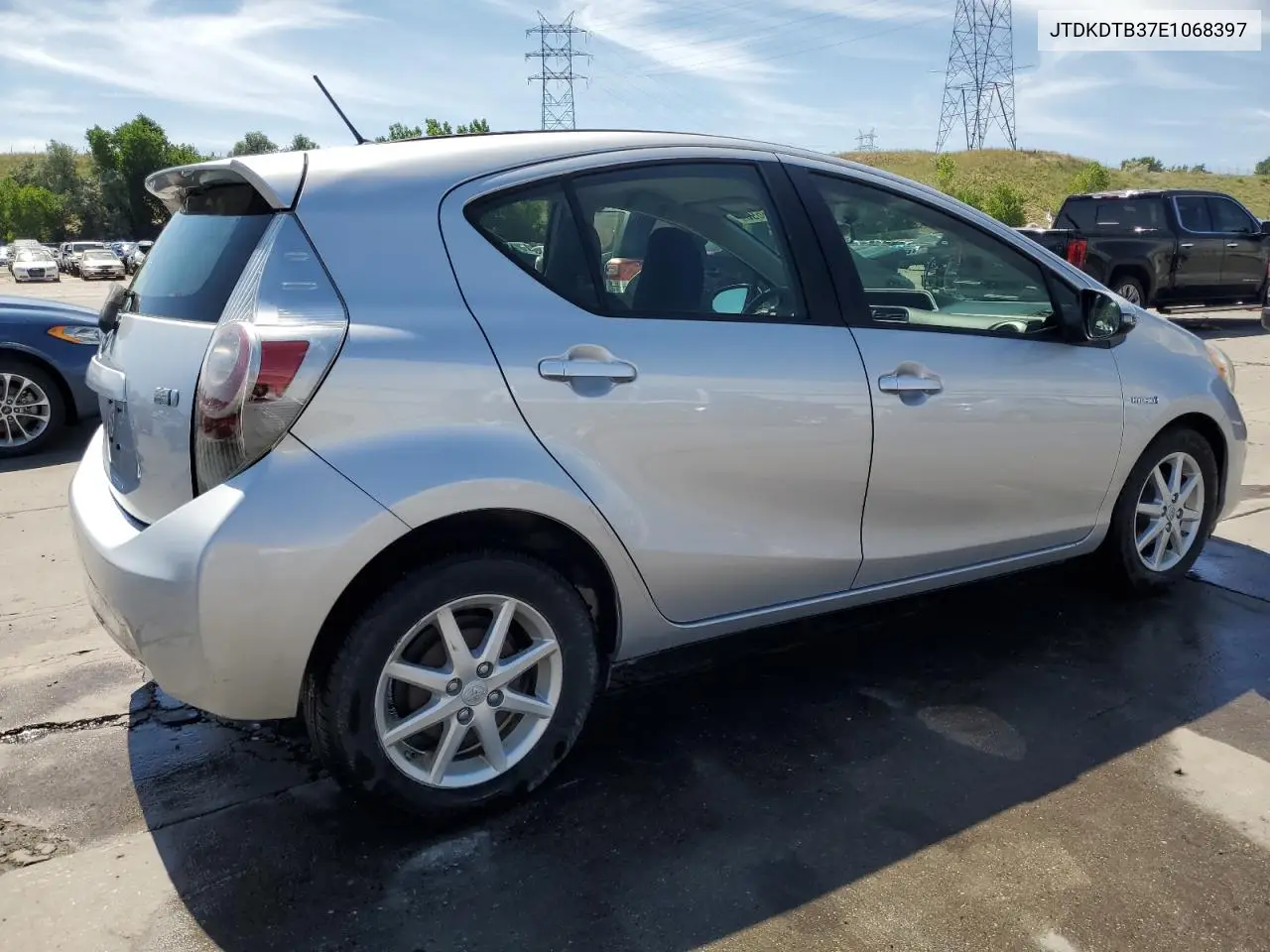 2014 Toyota Prius C VIN: JTDKDTB37E1068397 Lot: 63003695