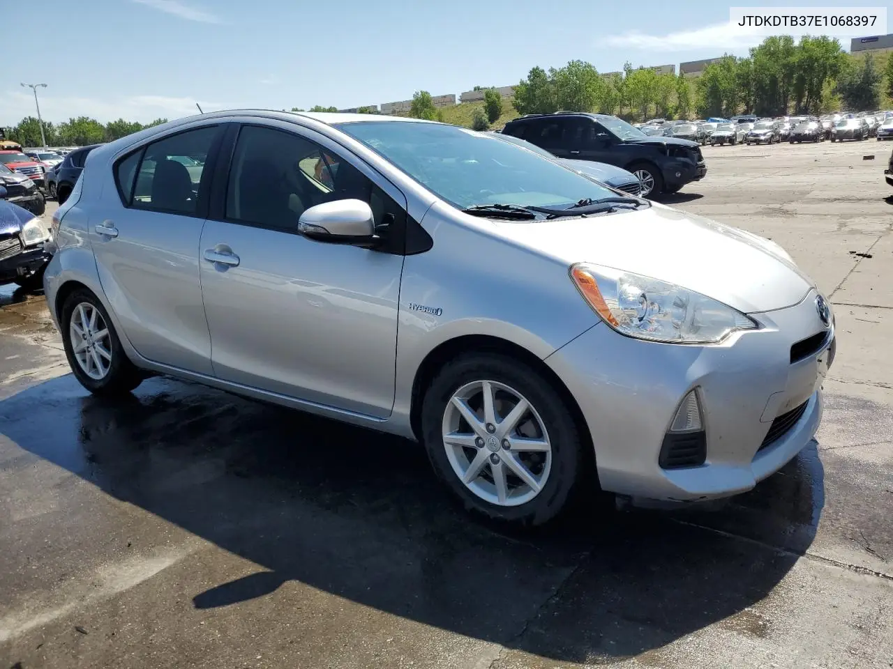 2014 Toyota Prius C VIN: JTDKDTB37E1068397 Lot: 63003695