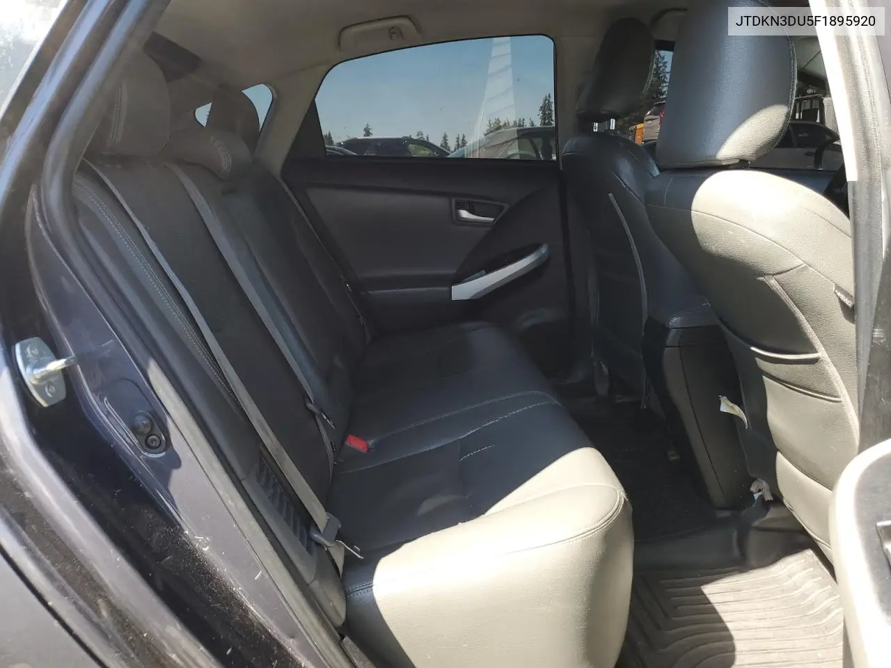 2015 Toyota Prius VIN: JTDKN3DU5F1895920 Lot: 61615365