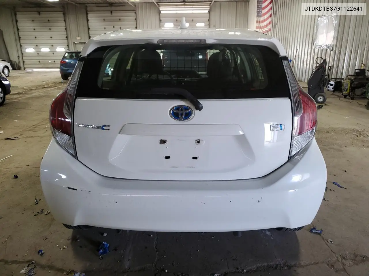 2016 Toyota Prius C VIN: JTDKDTB37G1122641 Lot: 56200235