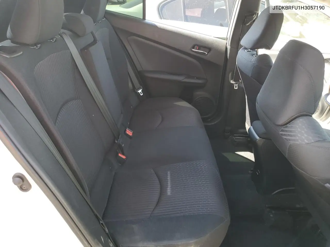 2017 Toyota Prius VIN: JTDKBRFU1H3057190 Lot: 62932025
