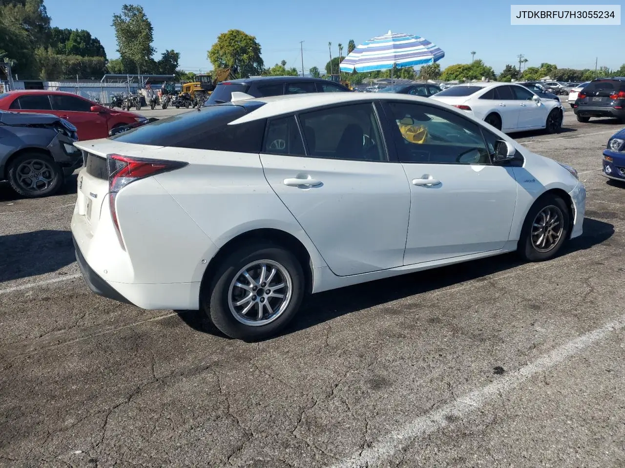 2017 Toyota Prius VIN: JTDKBRFU7H3055234 Lot: 62953295