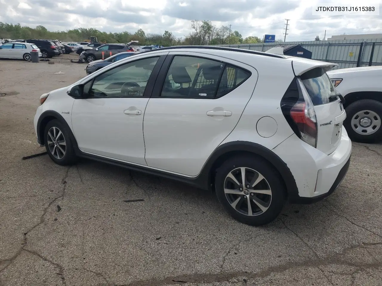 2018 Toyota Prius C VIN: JTDKDTB31J1615383 Lot: 53670125