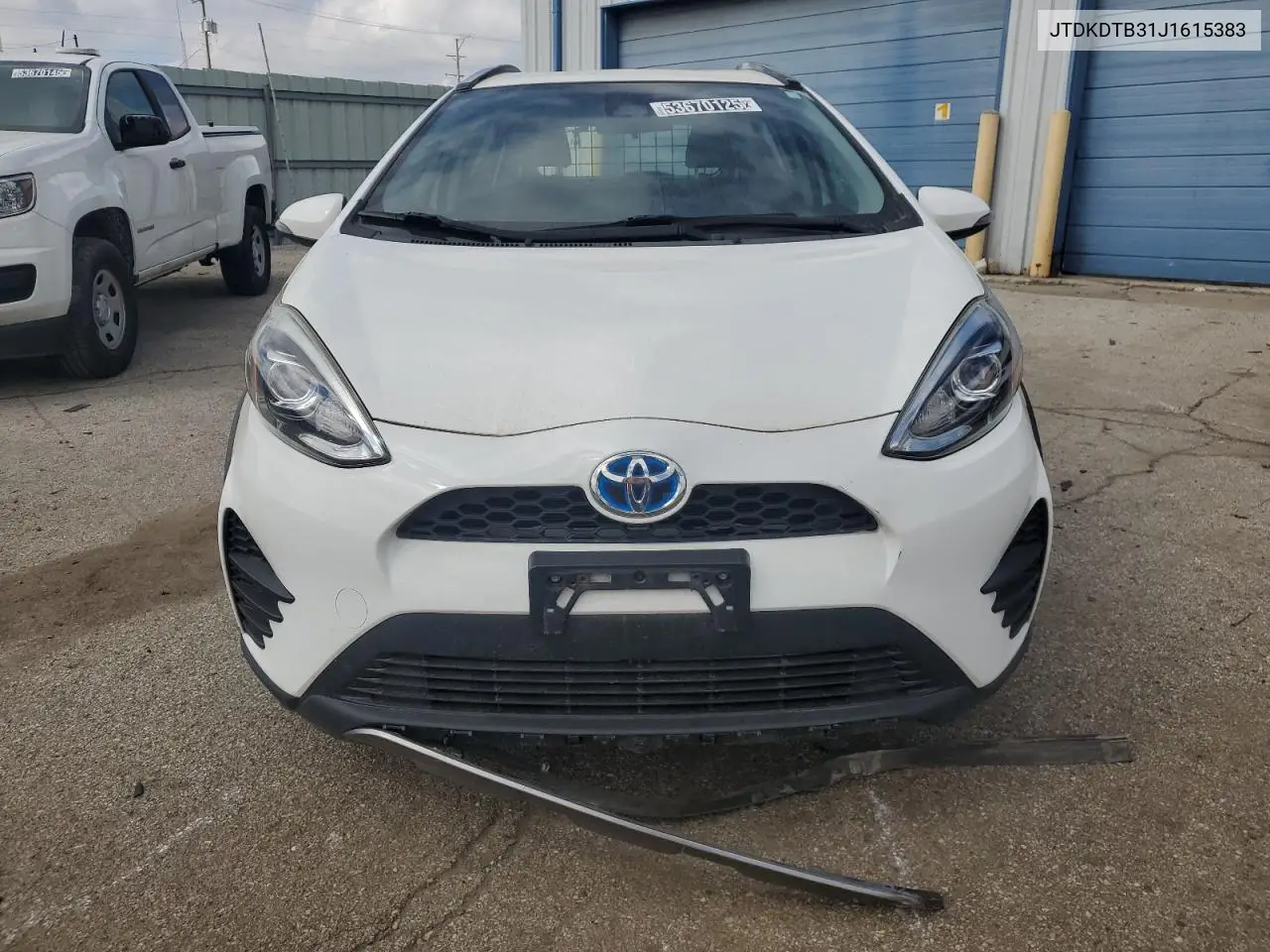 2018 Toyota Prius C VIN: JTDKDTB31J1615383 Lot: 53670125