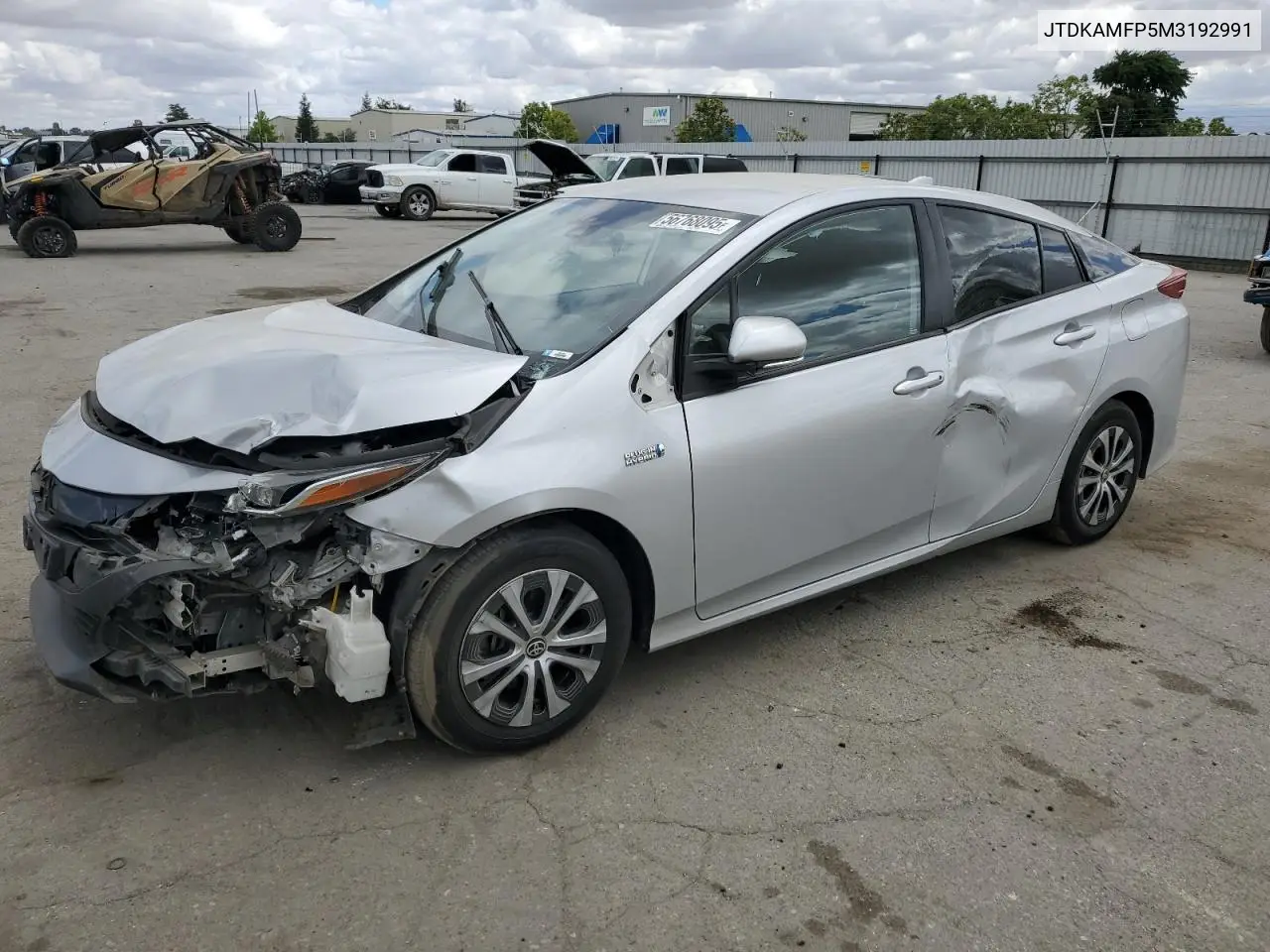 2021 Toyota Prius Prime Le VIN: JTDKAMFP5M3192991 Lot: 56768095