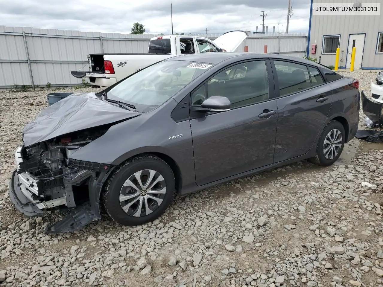 2021 Toyota Prius Le VIN: JTDL9MFU7M3031013 Lot: 62990815